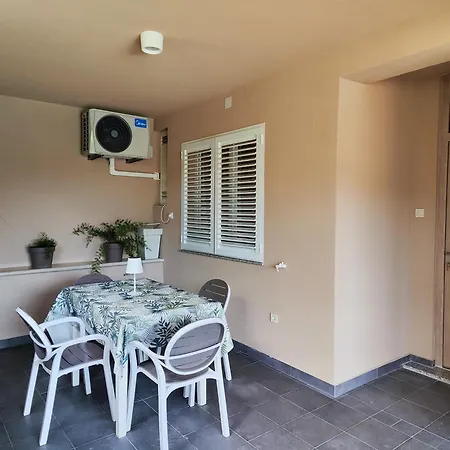 Apartmán Dunja *
